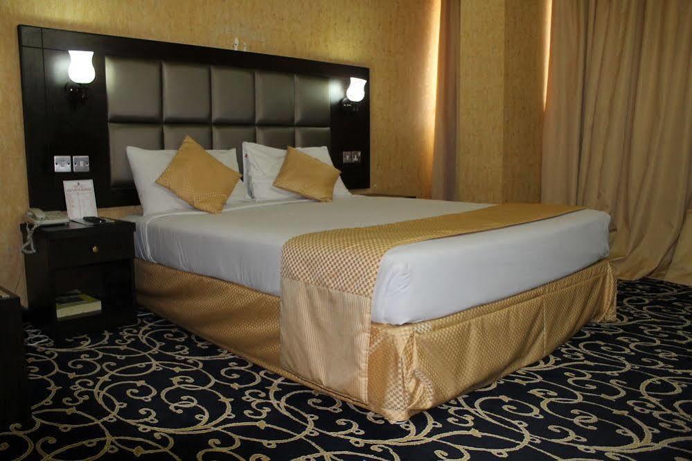 Rafee Hotel ดูไบ ภายนอก รูปภาพ